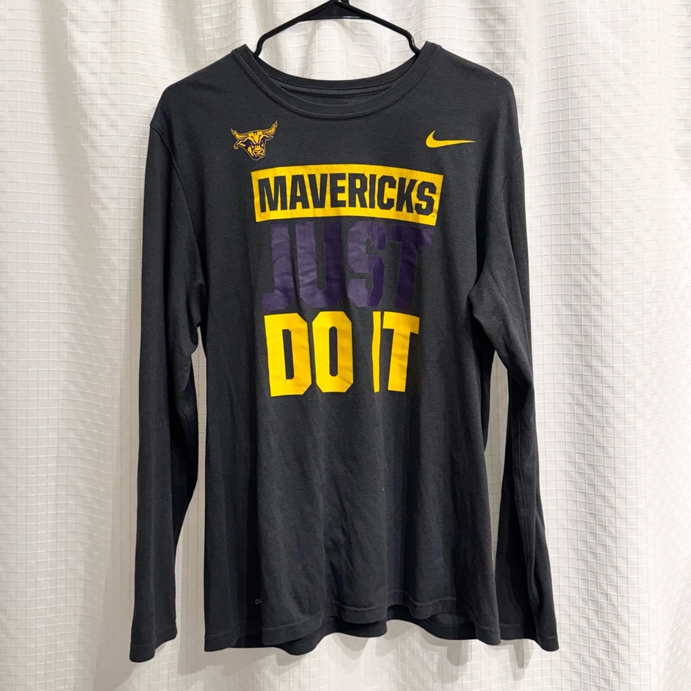 Nike MNSU Minnesota State Mavericks 'Do It' Long Sleeve Tee